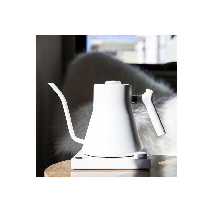 Електрическа кана Fellow Stagg EKG 0,9L, бяла