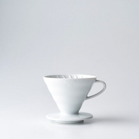 Дрипър Hario V60-02 керамичен - бял (VDCR-02-W)