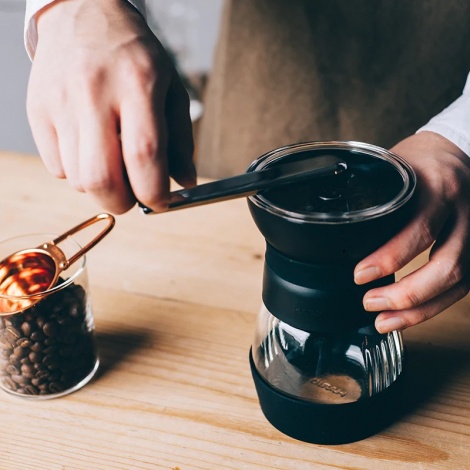 Hario Skerton PRO (MMCS-2B) - ОТСТЪПКА