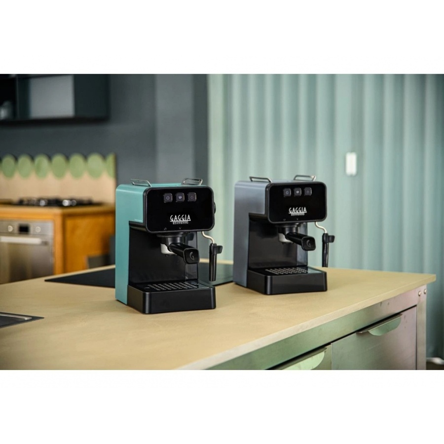 Лостова кафемашина GAGGIA Deluxe Espresso - сива