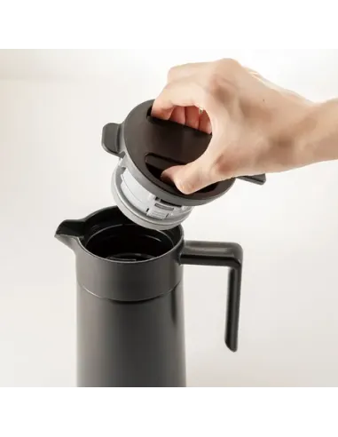 Термо кана Hario от 600 ml с керамична повърхност - ЧЕРНА