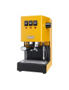 Gaggia Classic EVO в жълт цвяте идеалният избор за тези, които искат да се насладят на перфектното италианско еспресо у дома. Произведена директно в Италия, тази кафемашина предлага най-високо качество, експертна прецизност и надеждна дългосрочна работа.