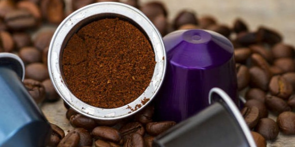 Как да напълните капсулите за многократно пълнене с кафе