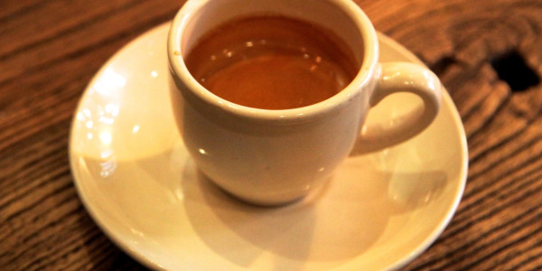 Приготвяне на кафе ристрето