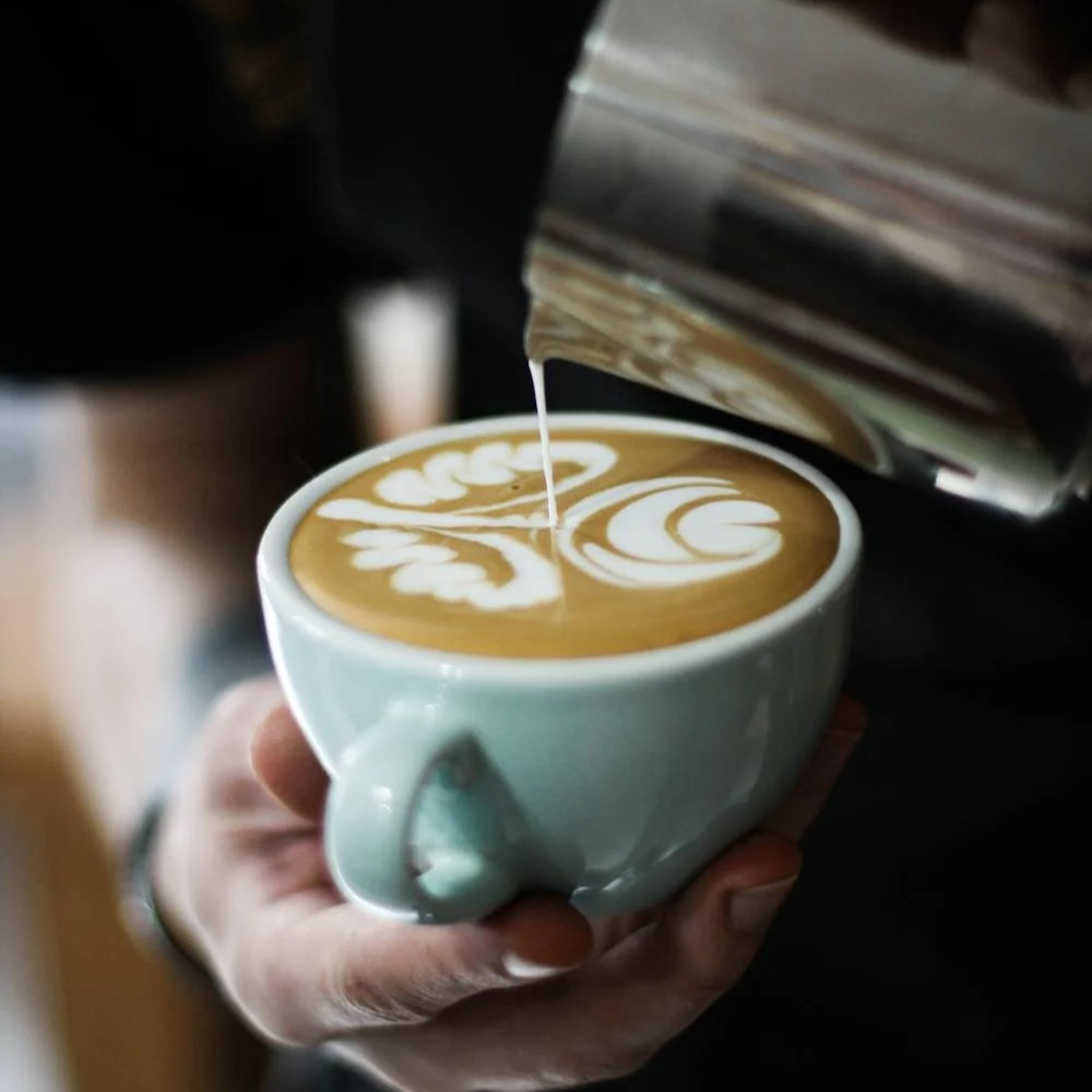 Приготвяне на кафе caffe latte